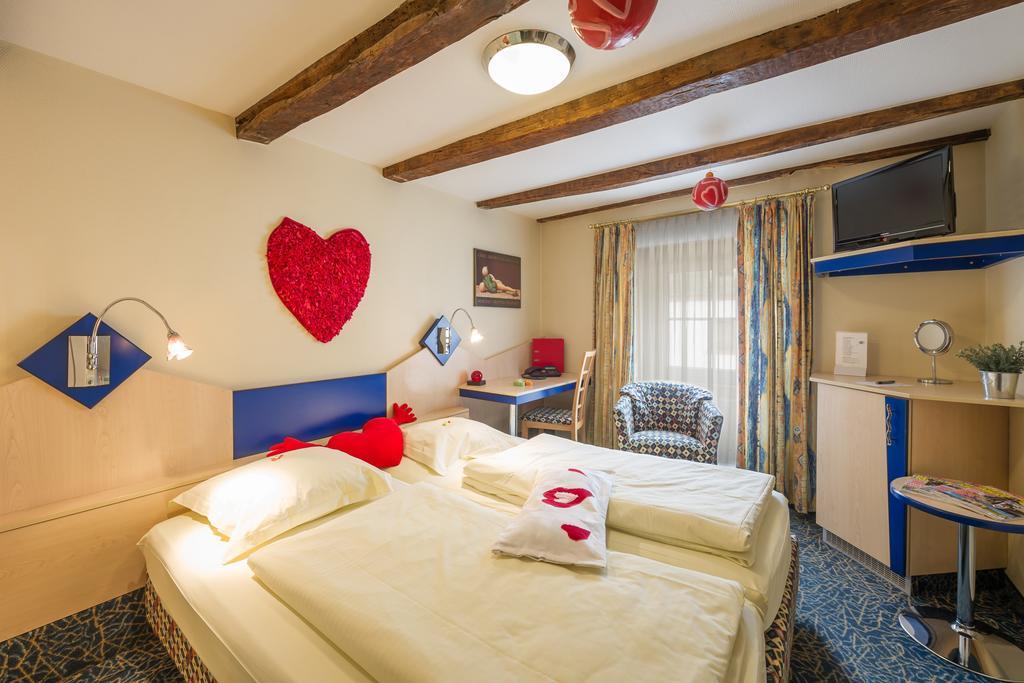 Logis Gourmet & Relax Hotel De La Sure Esch-sur-Sure Ngoại thất bức ảnh